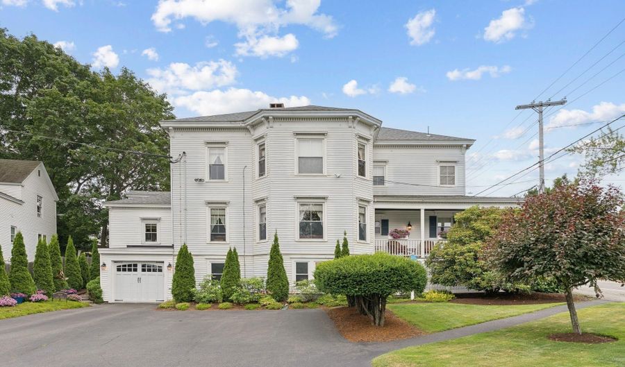 709 High St, Bath, ME 04530 - 4 Beds, 4 Bath