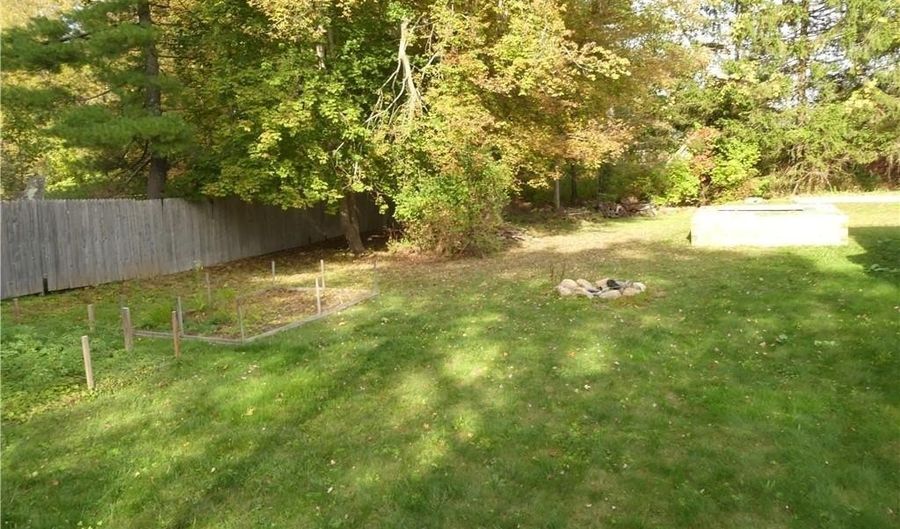 188 DANIELSON Pike, Foster, RI 02825 - 2 Beds, 2 Bath