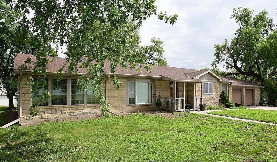 3422 Van Dorn Rd, Beaver Crossing, NE 68313 - 3 Beds, 2 Bath