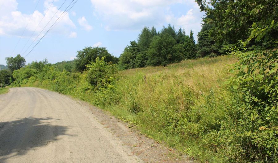 664 Ferguson Rd, Barnet, VT 05821 - 4 Beds, 1 Bath