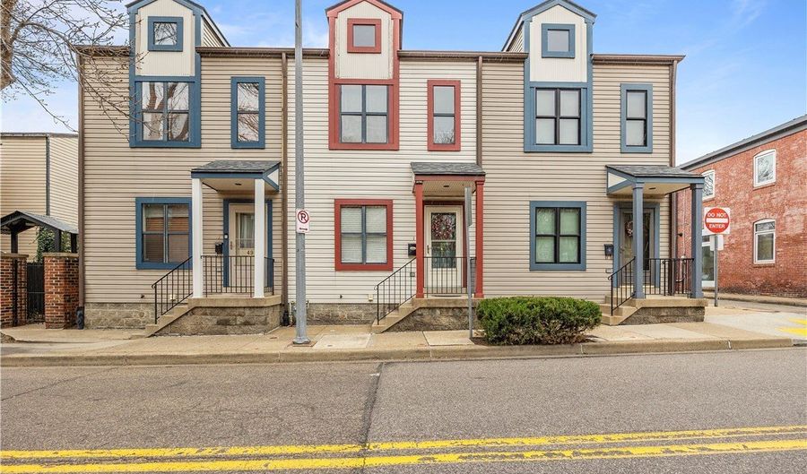 51 S 17th St, Airville, PA 15203 - 2 Beds, 2 Bath