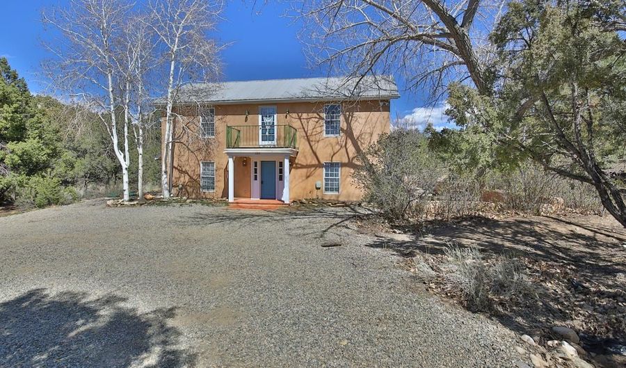 92 Sandia Cyn, Arroyo Hondo, NM 87513 - 3 Beds, 3 Bath