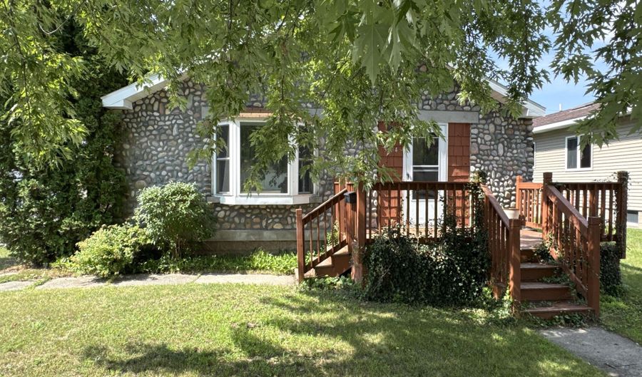 314 W Lincoln St, Alpena, MI 49707 - 2 Beds, 1 Bath