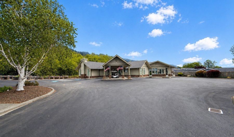 98126 W BENHAM Ln 68, Brookings, OR 97415 - 2 Beds, 2 Bath