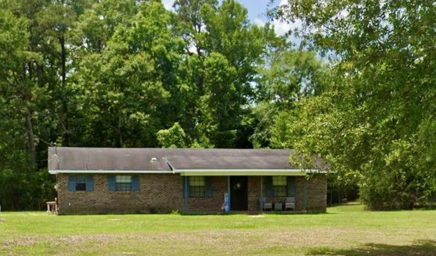 553 Montgomery Rd, Bogue Chitto, MS 39629 - 2 Beds, 1 Bath