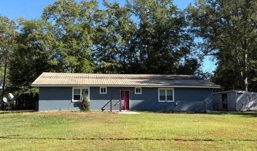 251 Black Rd, Barnwell, SC 29812 - 4 Beds, 2 Bath