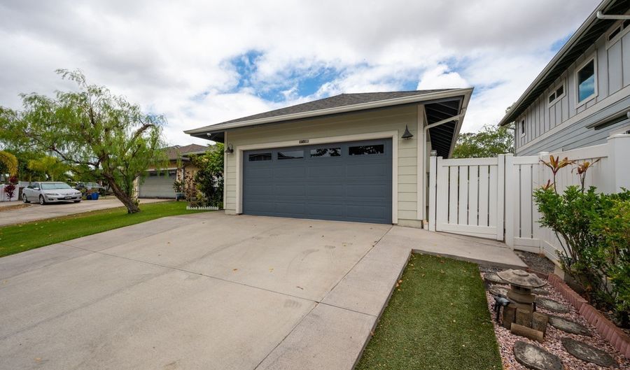 91-1799 Paeko St, Ewa Beach, HI 96706 - 3 Beds, 2 Bath