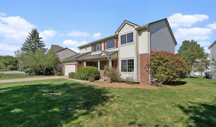 5776 Cedar Ridge Dr, Ann Arbor, MI 48103 - 4 Beds, null Bath
