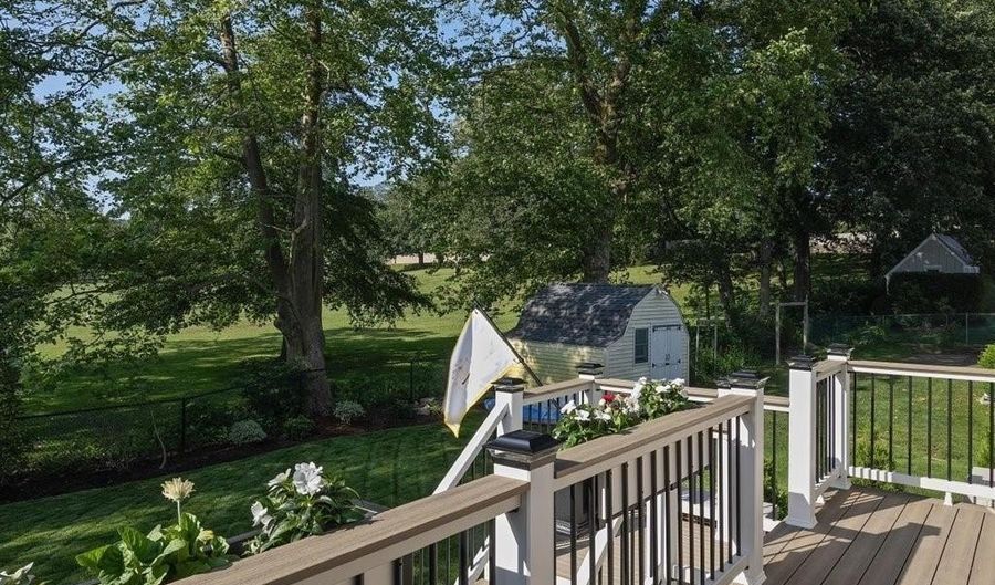 8 Kerins Ter, Newport, RI 02840 - 3 Beds, 3 Bath