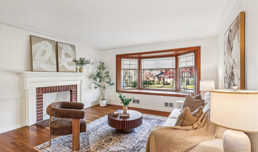 1913 DULANEY Pl, Annapolis, MD 21409 - 5 Beds, 2 Bath