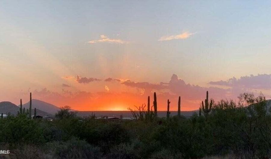 40809 N SCHOOL HOUSE Rd, Cave Creek, AZ 85331 - 1 Beds, 1 Bath