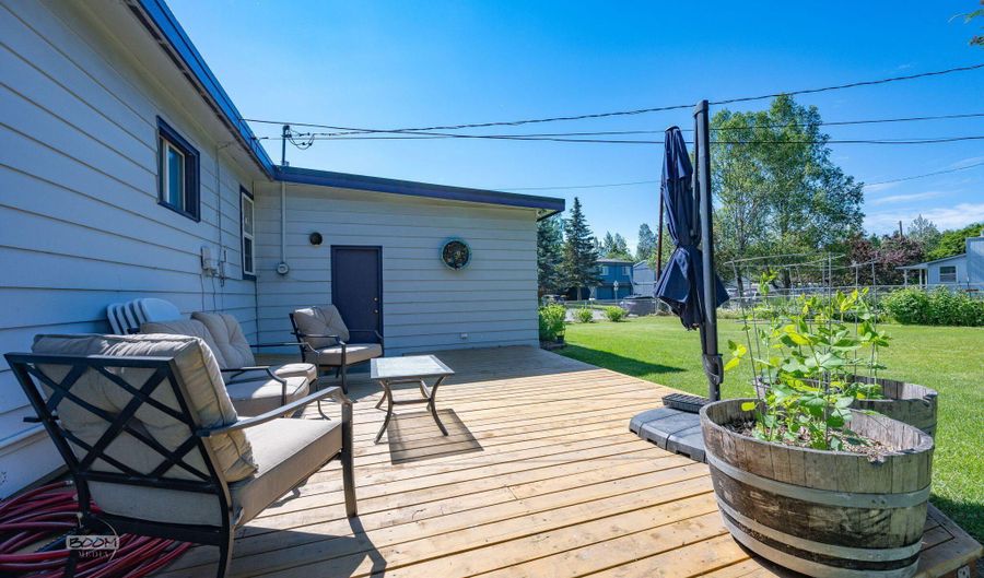 1614 Wolverine St, Anchorage, AK 99504 - 2 Beds, 1 Bath
