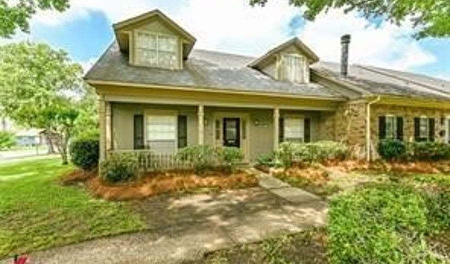 3111 Fairfield Ave, Shreveport, LA 71104 - 3 Beds, 3 Bath