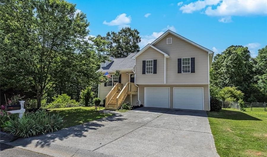 13 Oak Grove Ln NW, Adairsville, GA 30103 - 3 Beds, 2 Bath