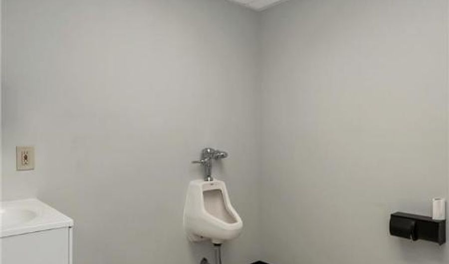 622 Union Blvd Warehouse, Allentown, PA 18109 - 0 Beds, 0 Bath