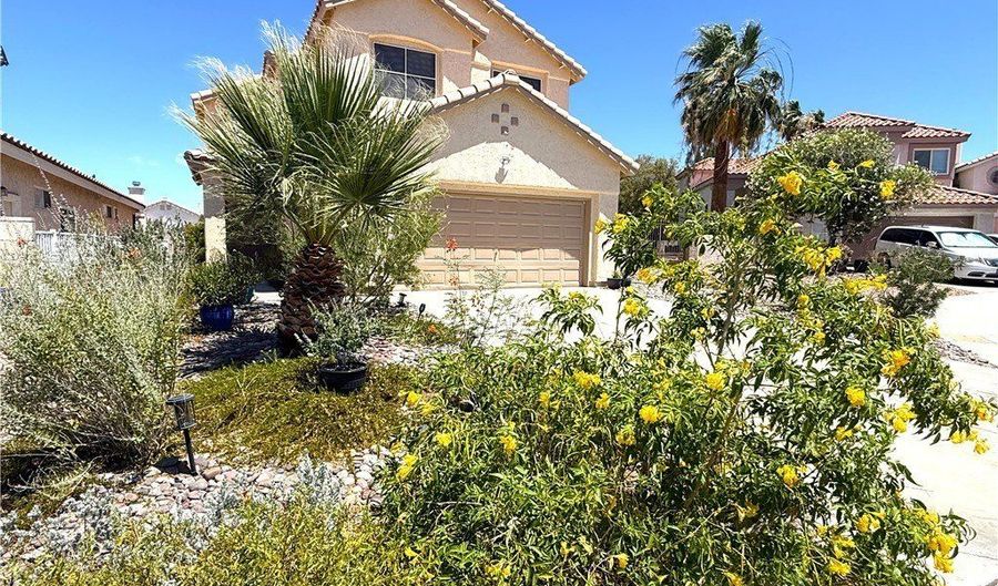 136 Serenade Ct, Henderson, NV 89074 - 4 Beds, 3 Bath