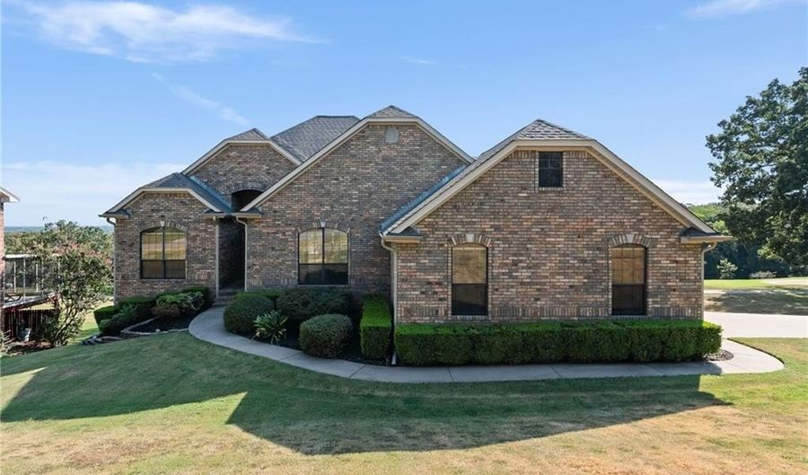 3819 TPC Dr, Alma, AR 72921 - 3 Beds, 3 Bath