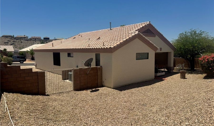 2943 Tierra Vida, Bullhead City, AZ 86429 - 2 Beds, 2 Bath