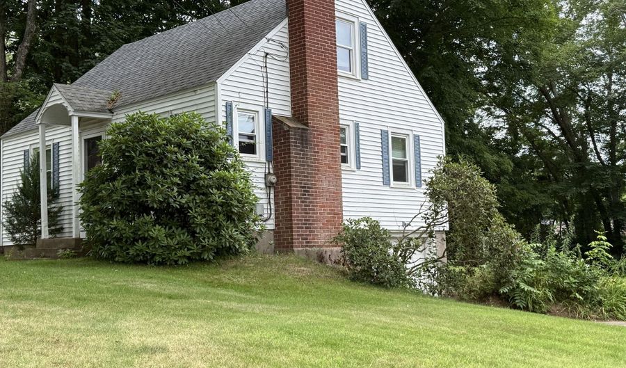 7 Aspinall Dr, Andover, CT 06232 - 4 Beds, 1 Bath