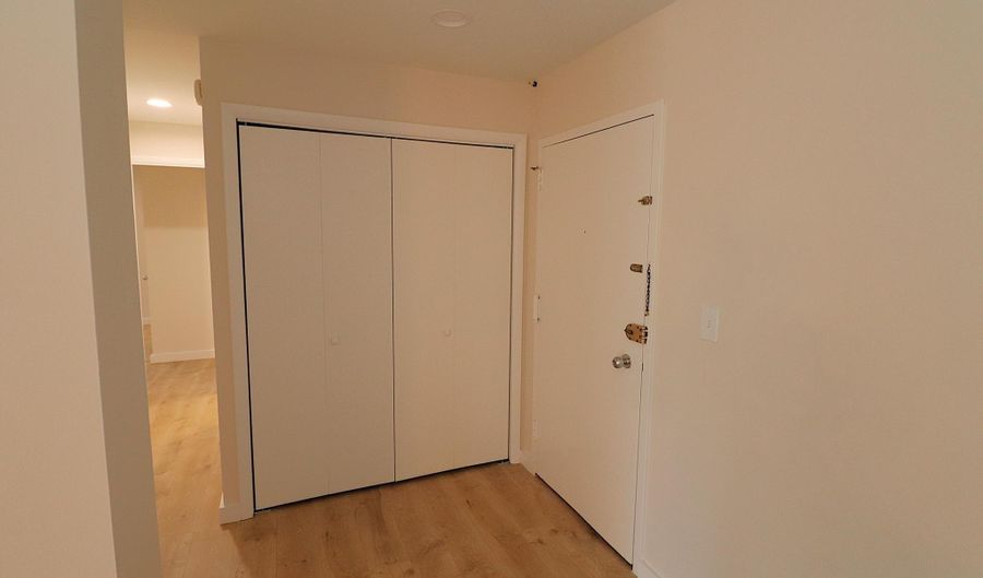 7505 DEMOCRACY Blvd A125, Bethesda, MD 20817 - 2 Beds, 1 Bath