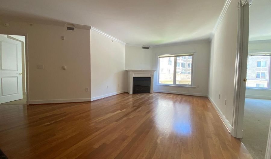 5 PARK Pl #323, Annapolis, MD 21401 - 2 Beds, 2 Bath
