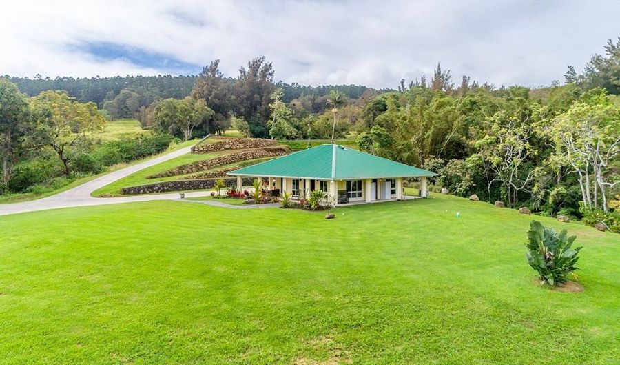 48-5319 KUKUIHAELE Rd, Honokaa, HI 96727 - 2 Beds, 2 Bath