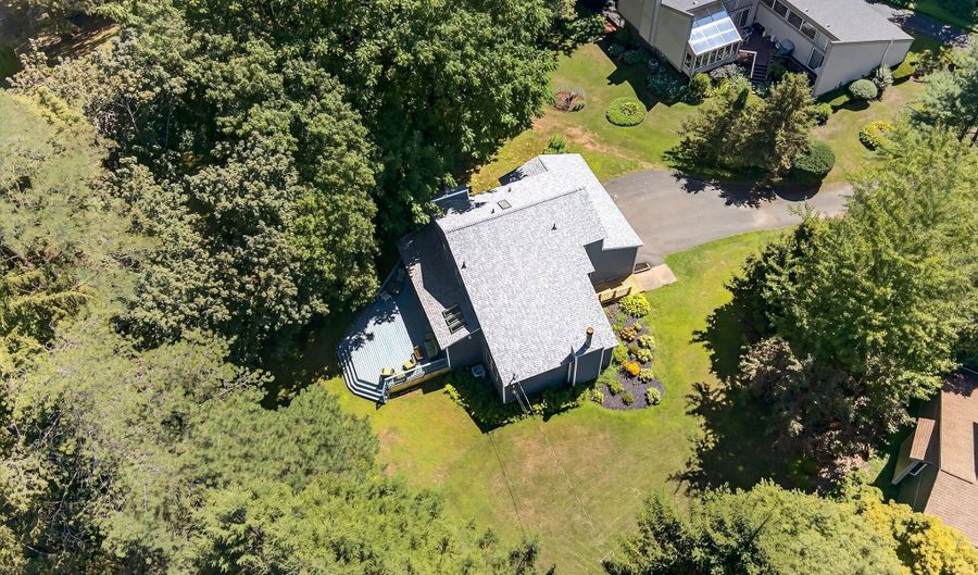 3 N Chestnut Hill Rd, Albany, NY 12211 - 3 Beds, null Bath