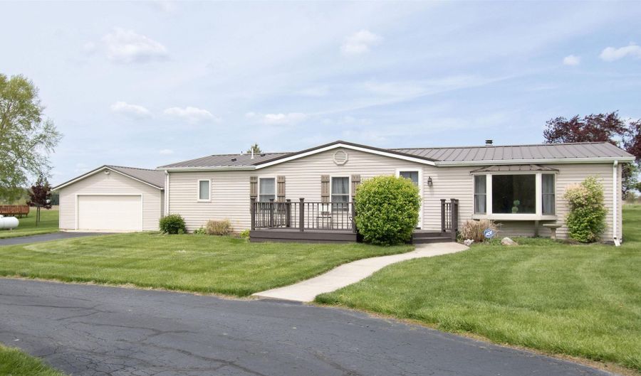11193 E Baseline Rd, Avilla, IN 46710 - 3 Beds, 2 Bath