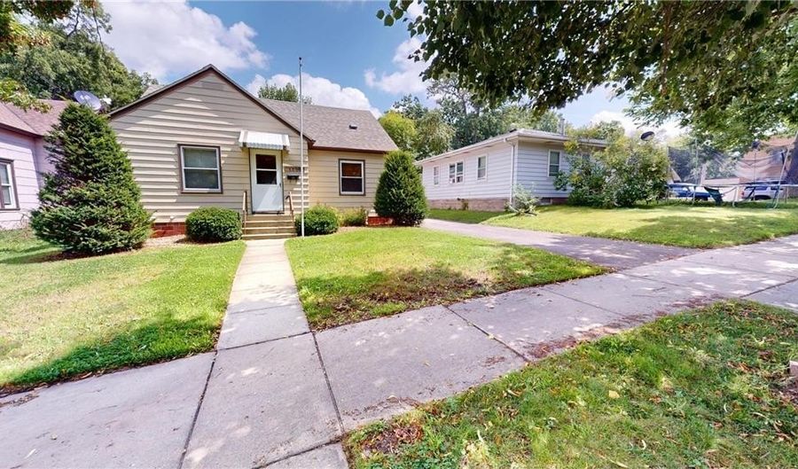 1223 James Ave, Albert Lea, MN 56007 - 3 Beds, 1 Bath