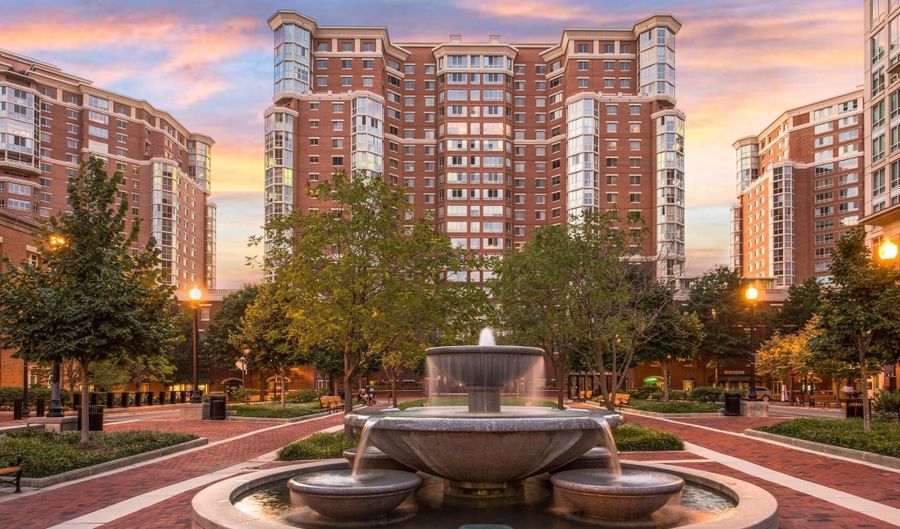 2151 JAMIESON Ave 1911, Alexandria, VA 22314 - 1 Beds, 2 Bath