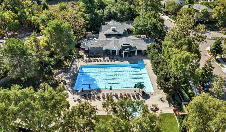 7116 Sitio Caliente, Carlsbad, CA 92009 - 4 Beds, 5 Bath