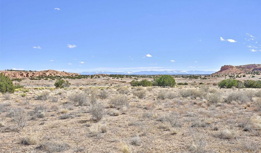Blue Earth Trail lot 1-E-1, Abiquiu, NM 87510 - 0 Beds, 0 Bath