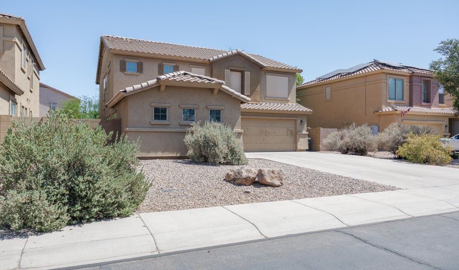 1330 E CECIL Ct, Casa Grande, AZ 85122 - 5 Beds, 3 Bath