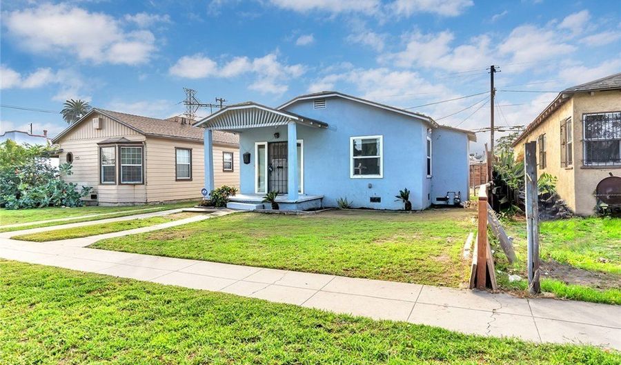 926 E 97th St, Los Angeles, CA 90002 - 2 Beds, 1 Bath