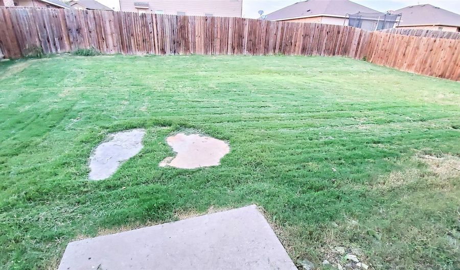 323 Vernon St, Anna, TX 75409 - 4 Beds, 2 Bath