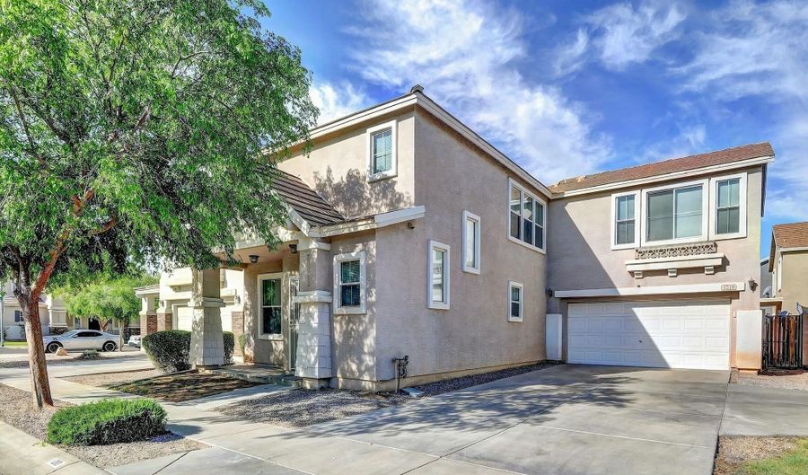 1210 S 121ST Dr, Avondale, AZ 85323 - 3 Beds, 3 Bath