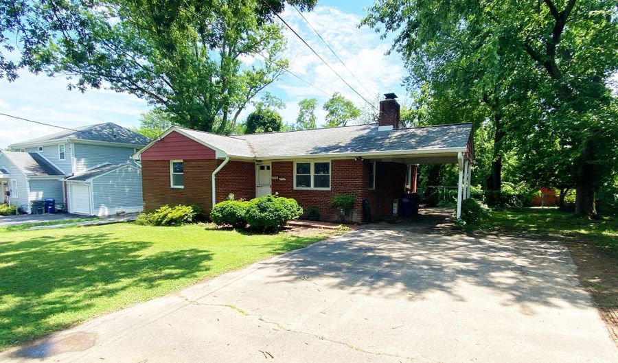 2703 DAWN Dr, Alexandria, VA 22306 - 4 Beds, 2 Bath