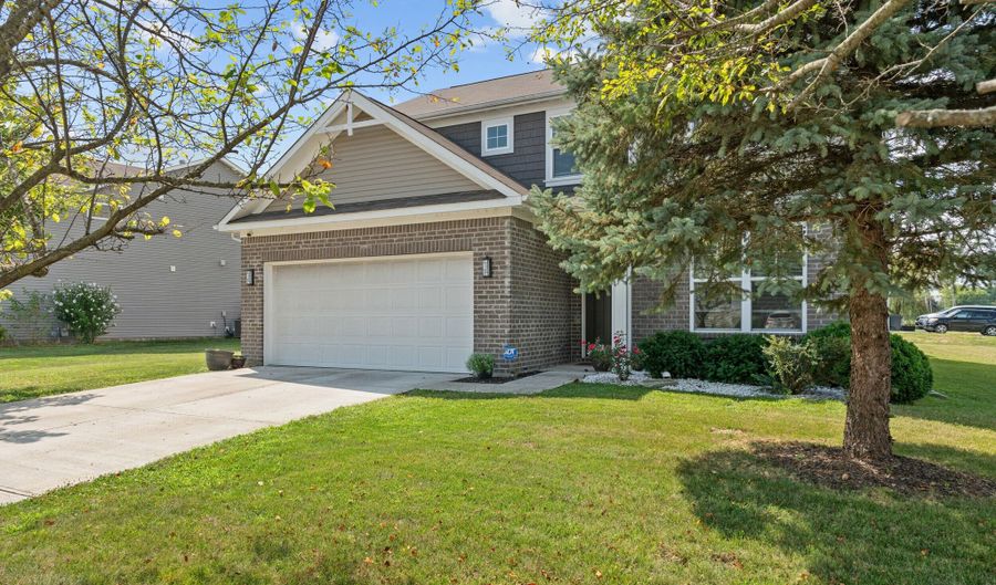 771 Penny Ln, Pittsboro, IN 46167 - 3 Beds, 3 Bath