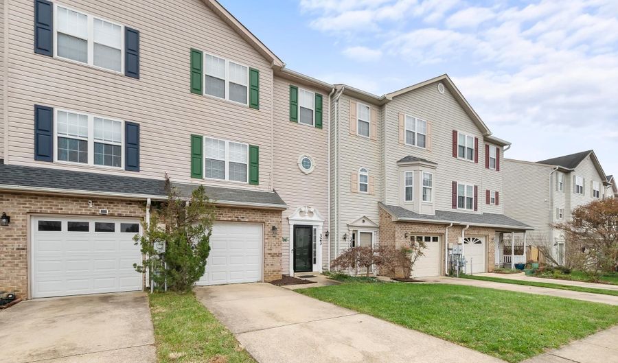 323 ATWATER Dr, Annapolis, MD 21401 - 4 Beds, 4 Bath