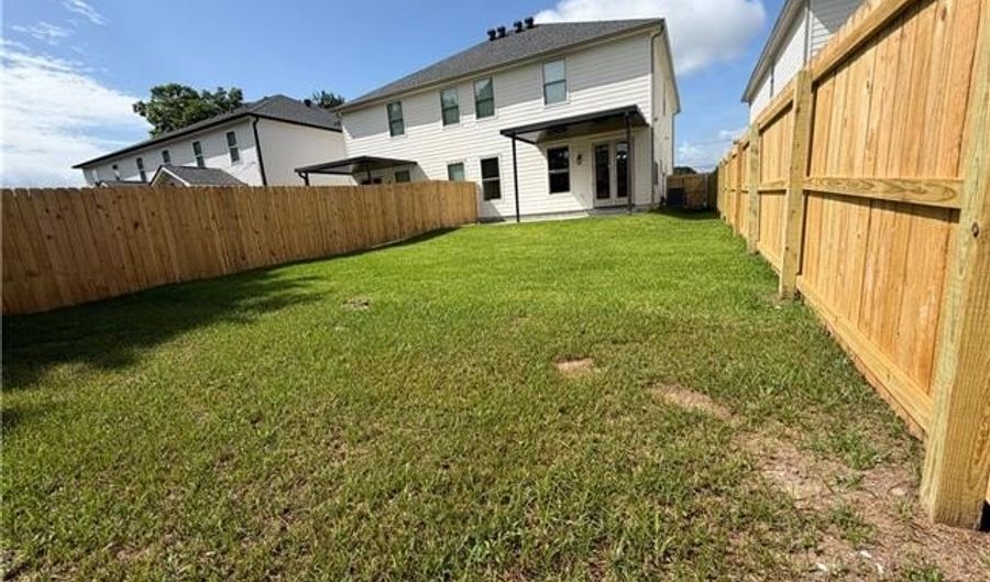 116 BERGER St A, Belle Chasse, LA 70037 - 3 Beds, 3 Bath