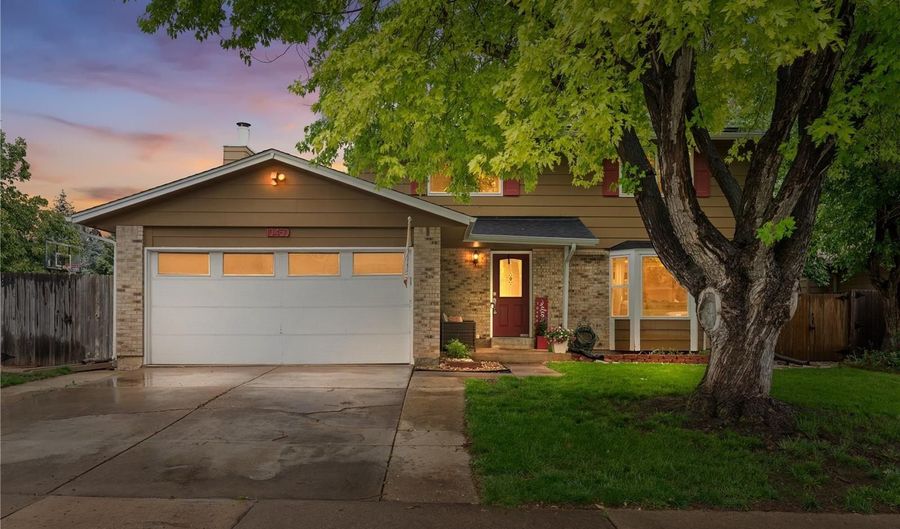 10450 Iris Way, Broomfield, CO 80021 - 3 Beds, 3 Bath