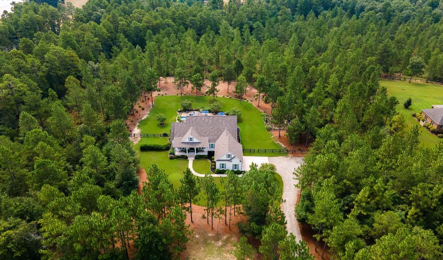 5041 Barrington Farms Dr, Aiken, SC 29803 - 4 Beds, 4 Bath