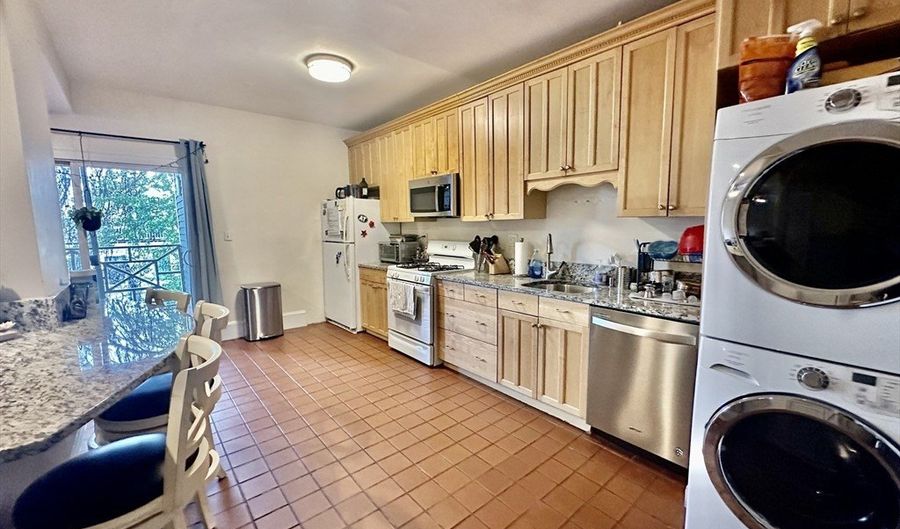 5 Sachem St 2, Boston, MA 02120 - 4 Beds, 1 Bath
