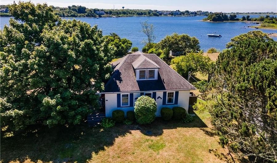 39 Franks Neck Rd, Narragansett, RI 02882 - 1 Beds, 1 Bath