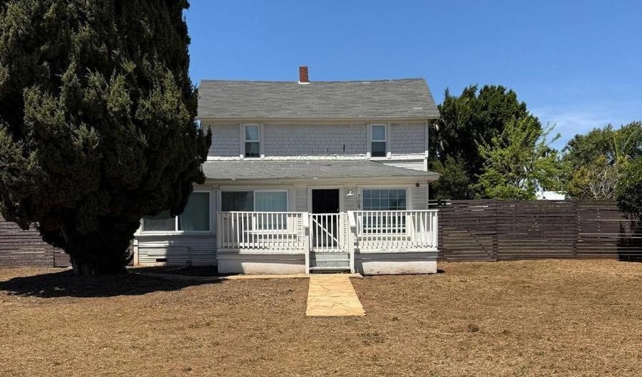 708 E El Norte Pkwy, Escondido, CA 92026 - 3 Beds, 1 Bath