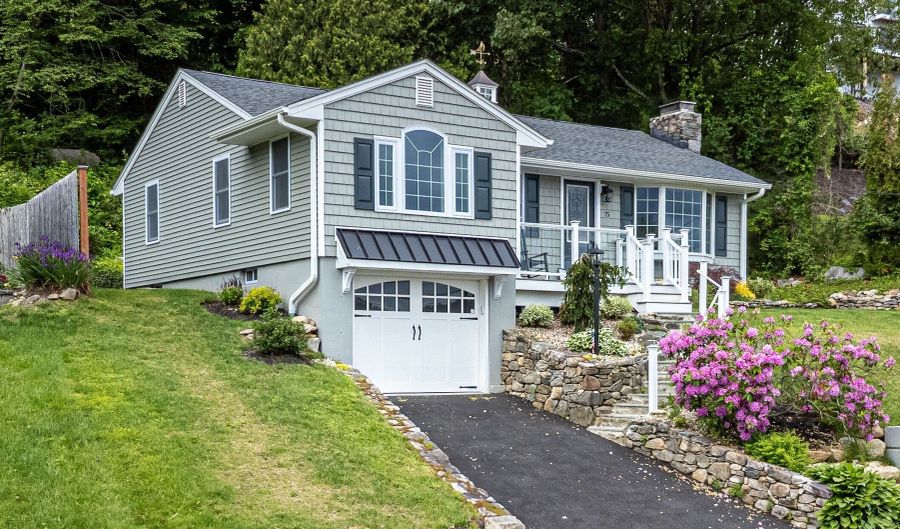 75 N Lake Shore Dr, Brookfield, CT 06804 - 3 Beds, 2 Bath