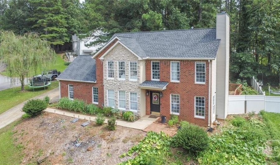 205 Tremont Cir, Athens, GA 30606 - 3 Beds, 3 Bath