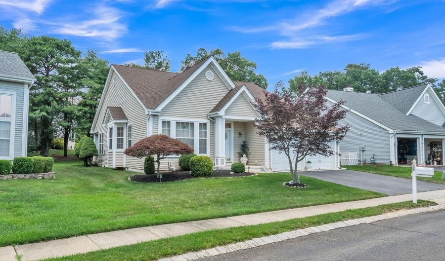 19 Fountain View Dr, Barnegat, NJ 08005 - 2 Beds, 2 Bath