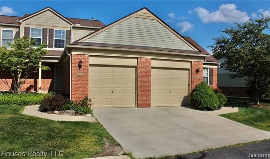 3079 Ailsa Craig Dr, Ann Arbor, MI 48108 - 2 Beds, 2 Bath