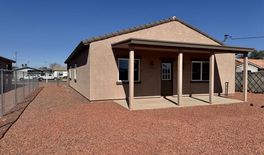 233 E Cedar Ave, Casa Grande, AZ 85122 - 3 Beds, 2 Bath